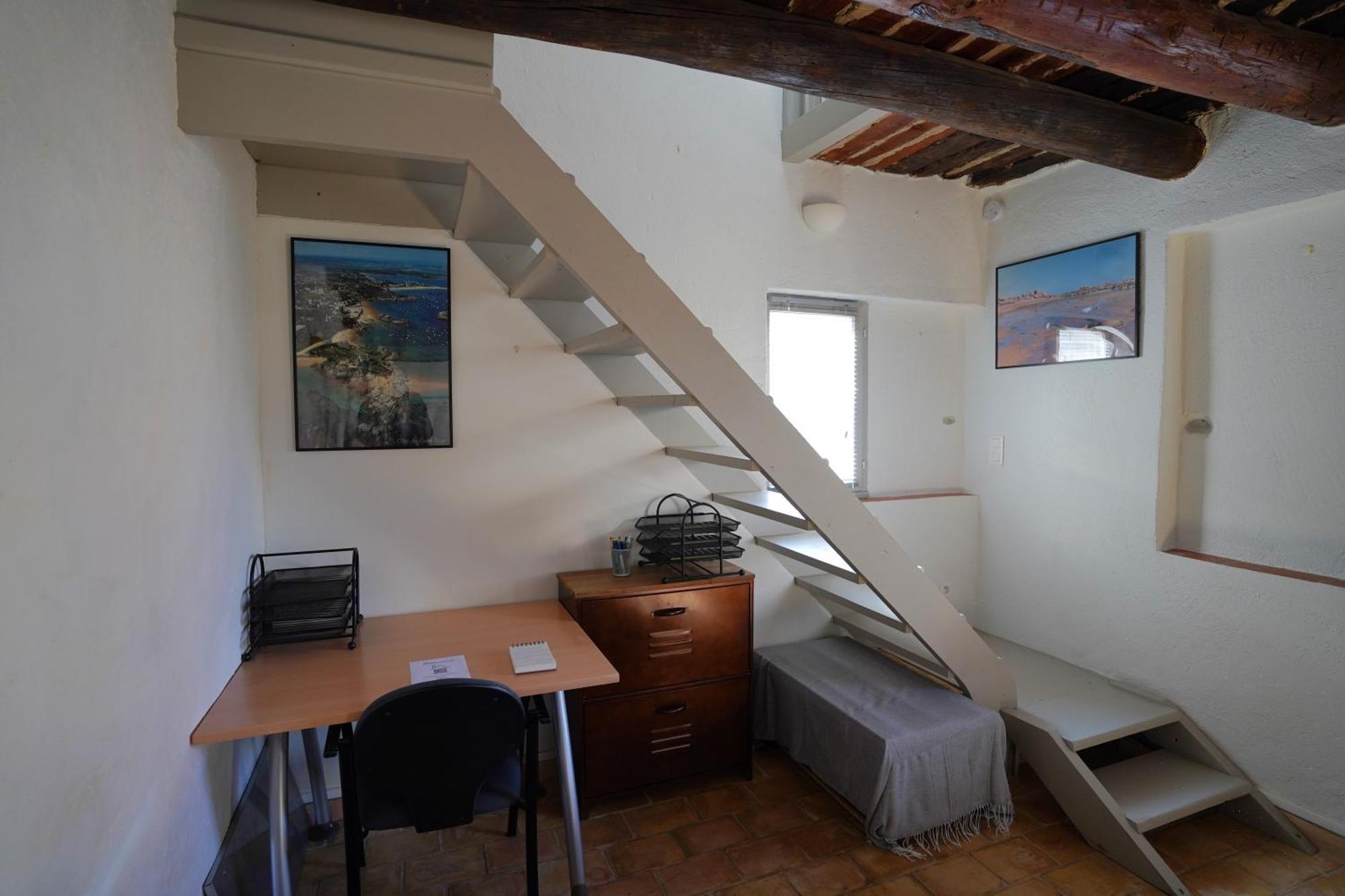 Maison De Village Provencal Ventabren Extérieur photo
